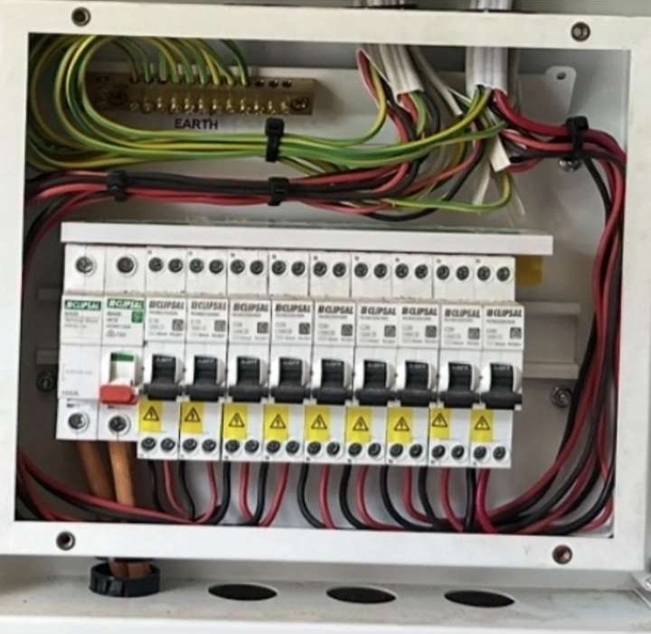 Emergency switchbox